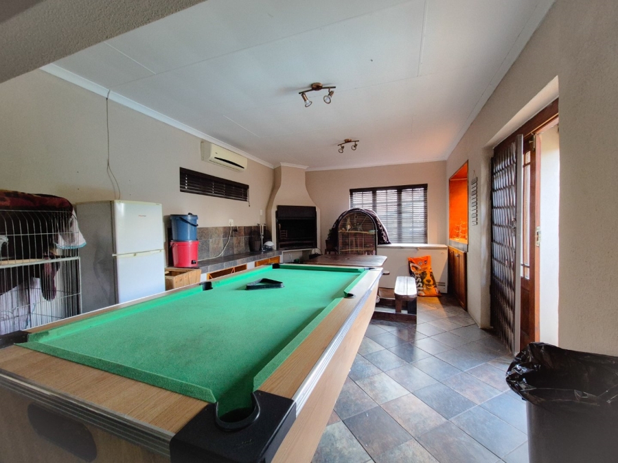 4 Bedroom Property for Sale in Vaalpark Free State